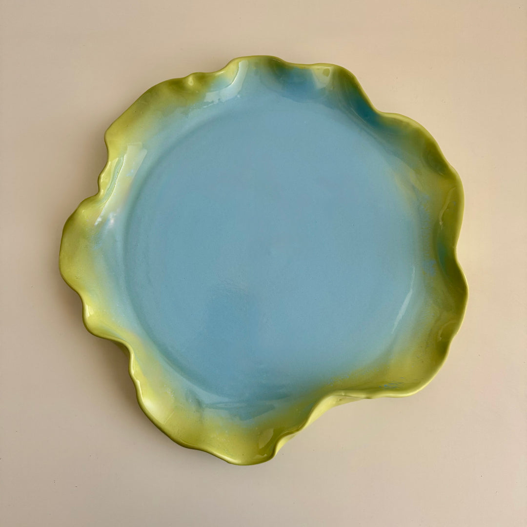 Curly Round Flat Plate