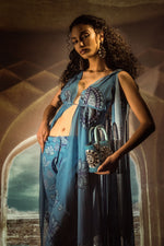 Load image into Gallery viewer, Small Arabia Patent Pop Tote
